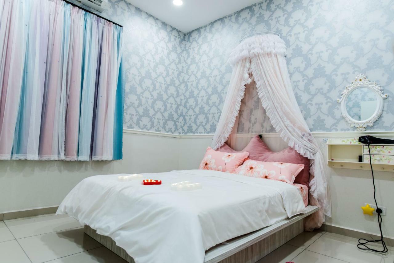 Ruby Homestay Melaka Bagian luar foto