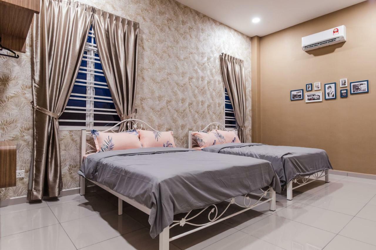 Ruby Homestay Melaka Bagian luar foto